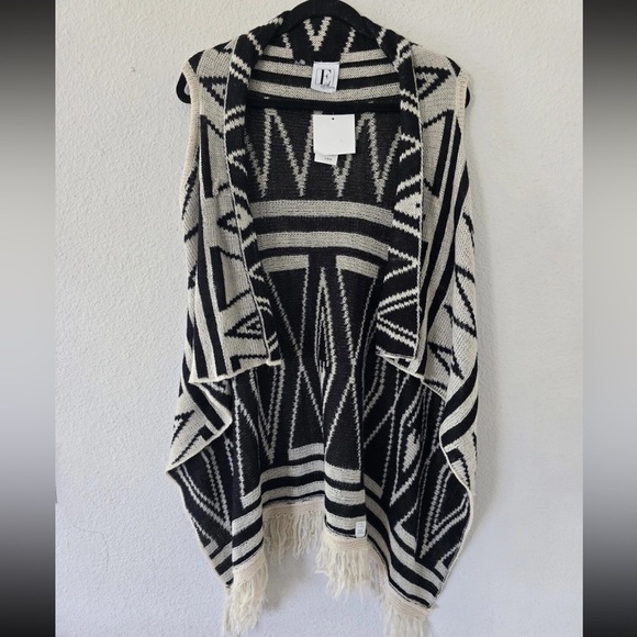 Elan Aztec Cardigan Reversible   Mixed Print Womens S Fringe Wool Oversized Boho - Picture 3 of 12
